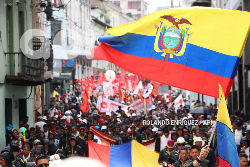 QUITO MARCHA 1 DE MAYO