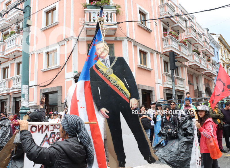 QUITO MARCHA 1 DE MAYO