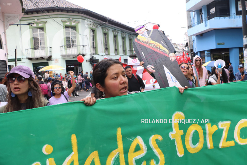 QUITO MARCHA 1 DE MAYO
