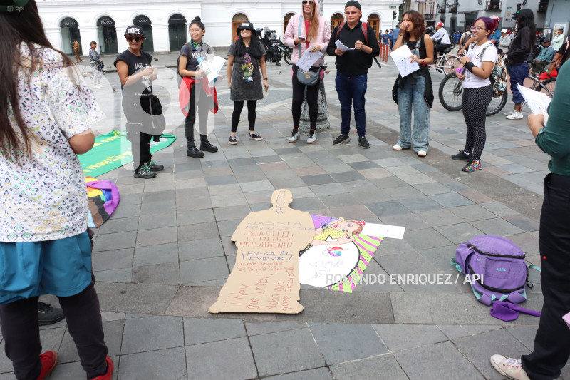 QUITO MARCHA 1 DE MAYO
