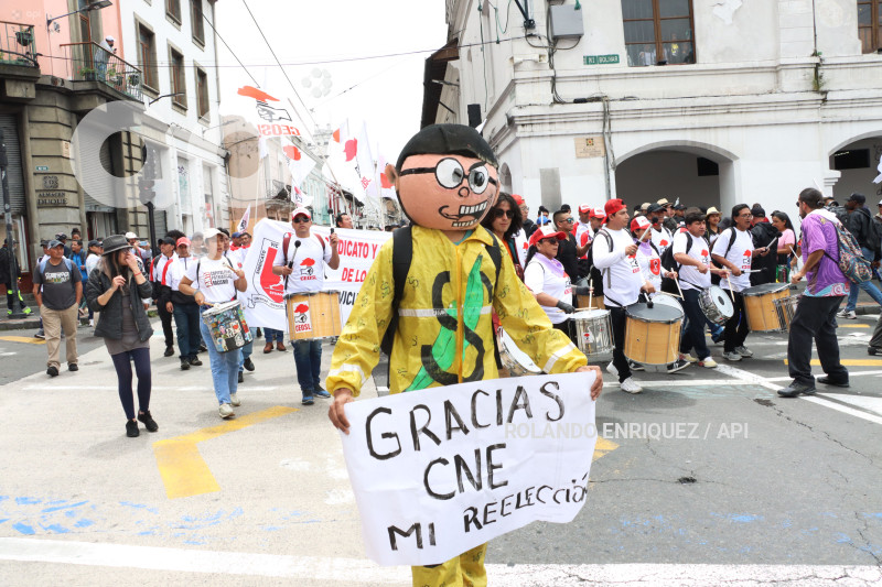 QUITO MARCHA 1 DE MAYO