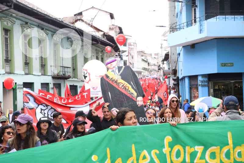 QUITO MARCHA 1 DE MAYO