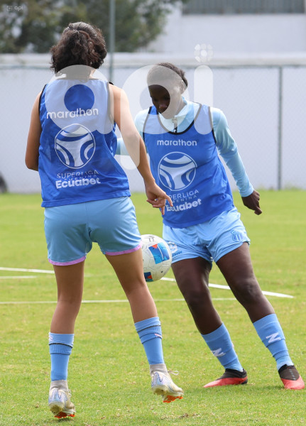 FBL-SUPERLIGA-FEMENINA-ECUABET-VINOTINTO-MACARÁ
