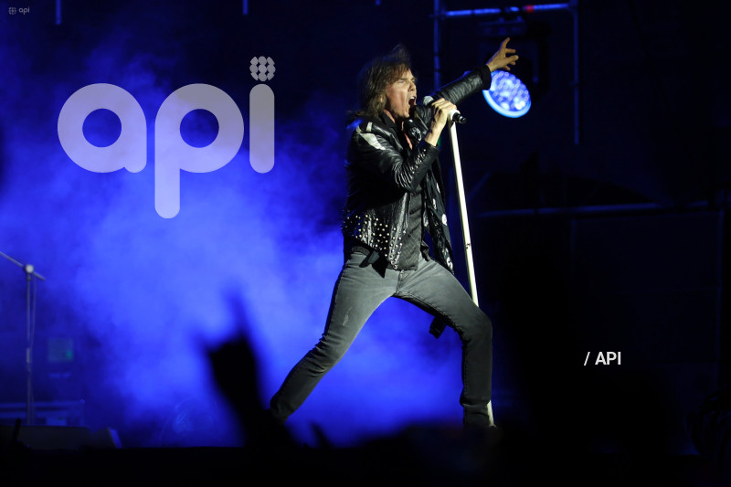 MASTERS OF ROCK
