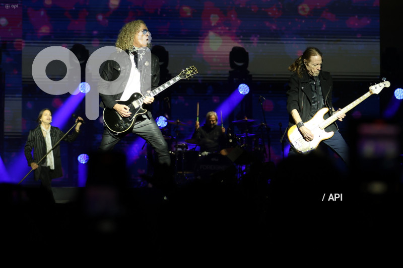 MASTERS OF ROCK