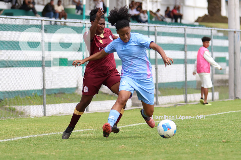 FBL-SUPERLIGA-FEMENINA-ECUABET-VINOTINTO-MACARÁ