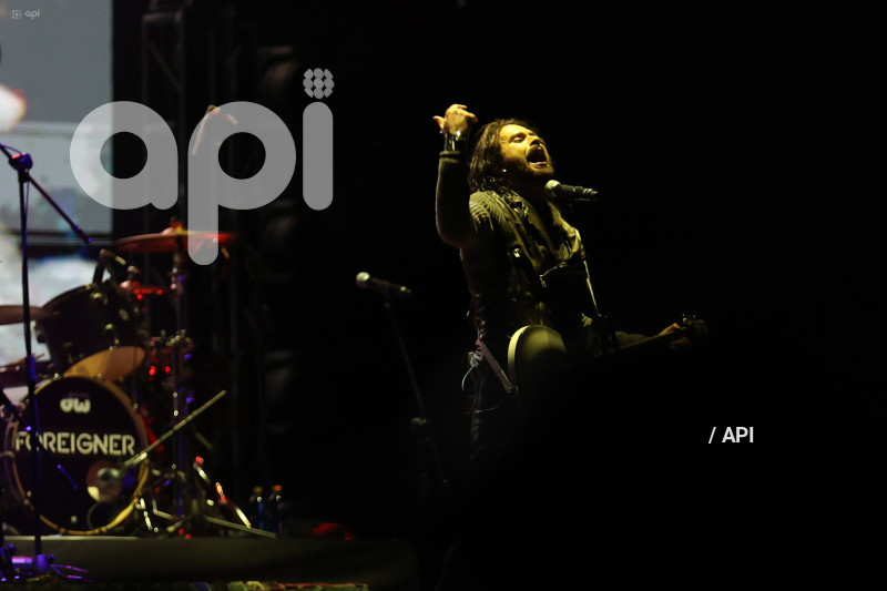 MASTERS OF ROCK