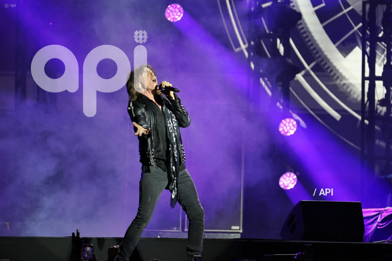 MASTERS OF ROCK
