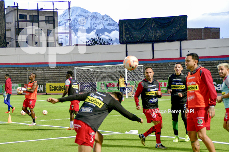 FBL LIGA PRO MUSHUC RUNA MACARA