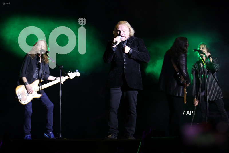 MASTERS OF ROCK