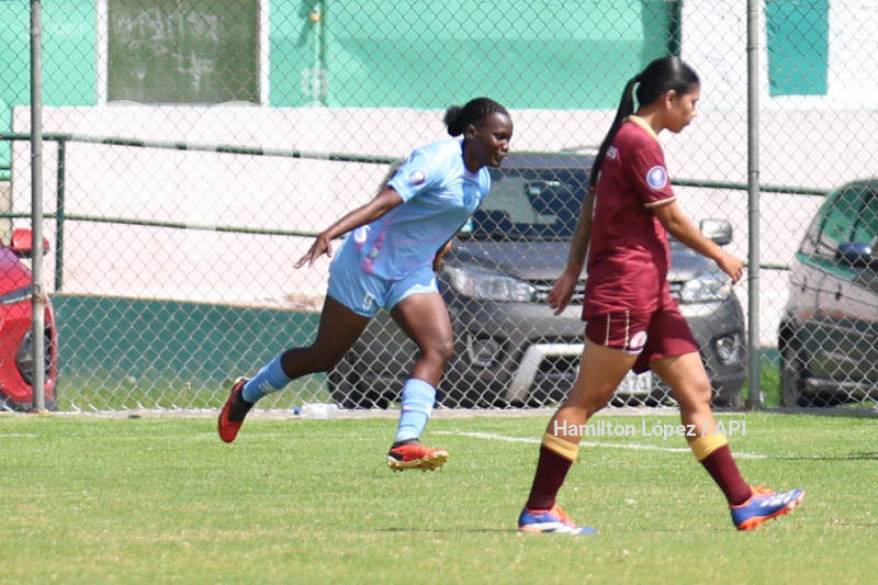 FBL-SUPERLIGA-FEMENINA-ECUABET-VINOTINTO-MACARÁ