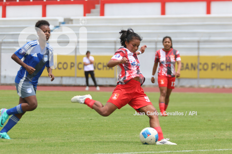 FBL-SUPERLIGA-DEPORTIVO IBARRA-EMELEC