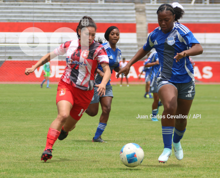 FBL-SUPERLIGA-DEPORTIVO IBARRA-EMELEC