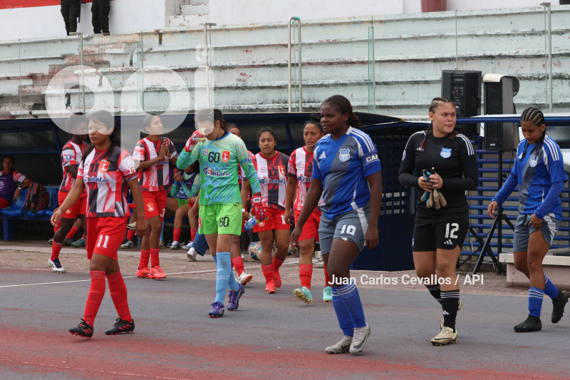 FBL-SUPERLIGA-DEPORTIVO IBARRA-EMELEC