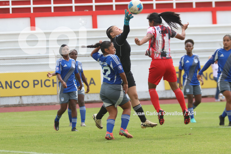FBL-SUPERLIGA-DEPORTIVO IBARRA-EMELEC