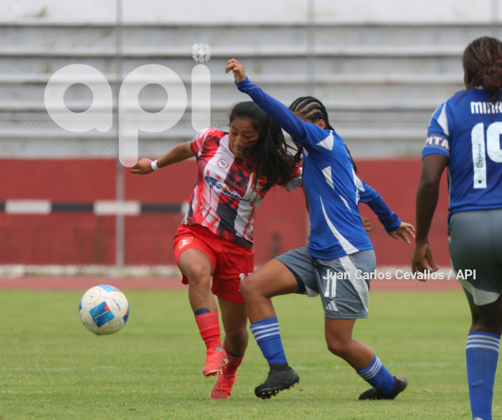 FBL-SUPERLIGA-DEPORTIVO IBARRA-EMELEC