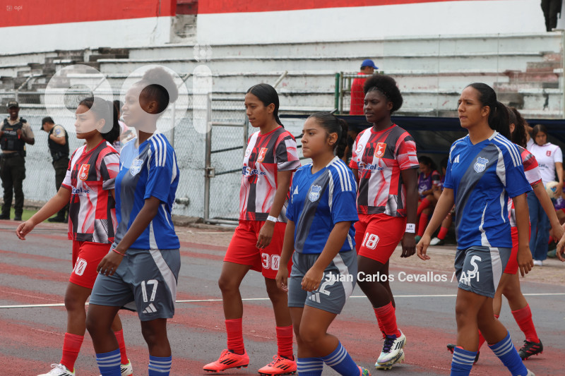 FBL-SUPERLIGA-DEPORTIVO IBARRA-EMELEC