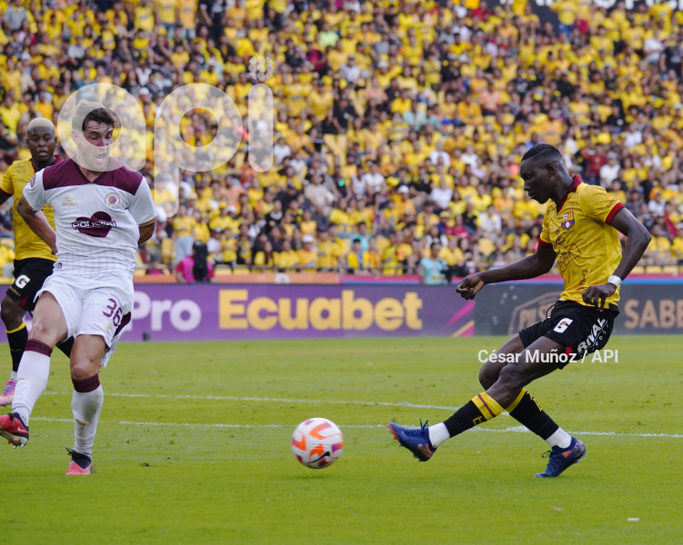 FBL-LIGAPRO-BARCELONA-VINOTINTO