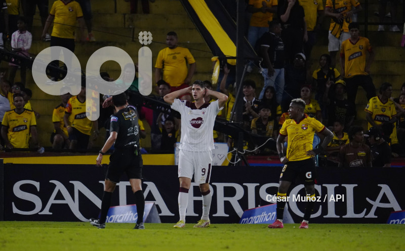 FBL-LIGAPRO-BARCELONA-VINOTINTO