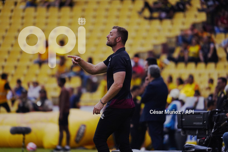FBL-LIGAPRO-BARCELONA-VINOTINTO
