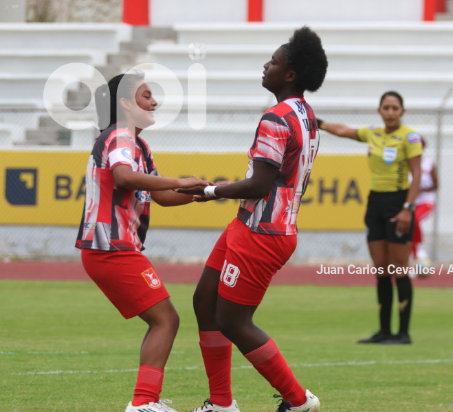 FBL-SUPERLIGA-DEPORTIVO IBARRA-EMELEC