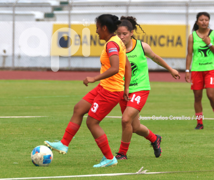 FBL-SUPERLIGA-DEPORTIVO IBARRA-EMELEC