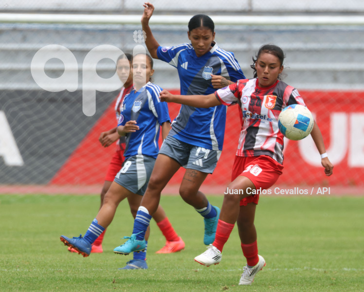 FBL-SUPERLIGA-DEPORTIVO IBARRA-EMELEC
