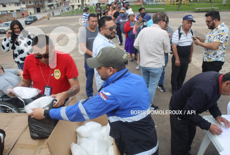CUENCA-ENTREGA MASCARILLAS-PREVENIR FIEBRES TOSFERINA Y AMARILLA