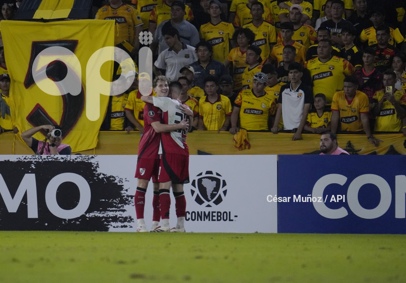 FBL-LIBERTADORES-BARCELONA-RIVER PLATE