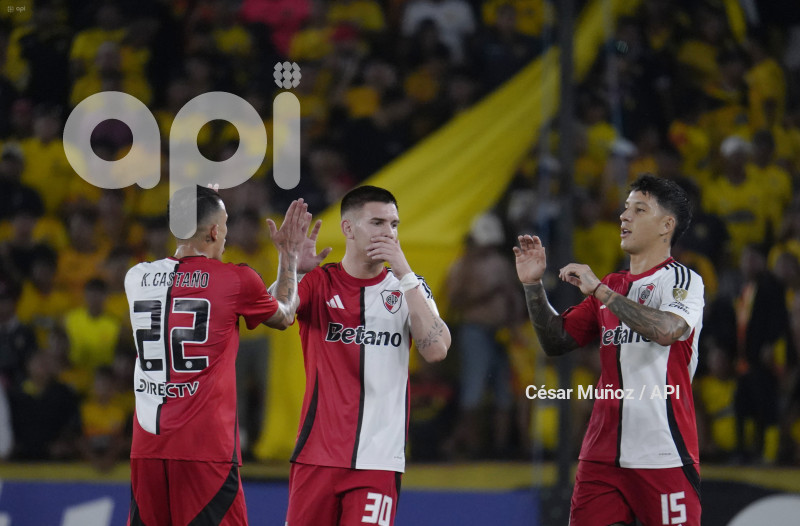 FBL-LIBERTADORES-BARCELONA-RIVER PLATE