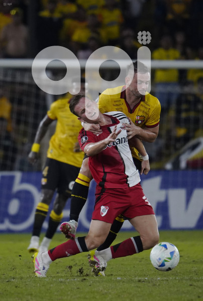 FBL-LIBERTADORES-BARCELONA-RIVER PLATE
