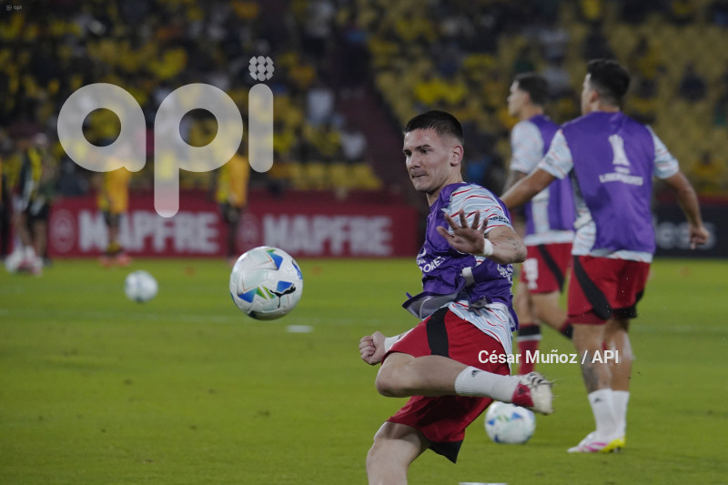 FBL-LIBERTADORES-BARCELONA-RIVER PLATE