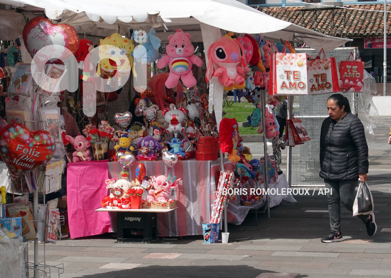 CUENCA-COMERCIO-DIA DE LA MADRE