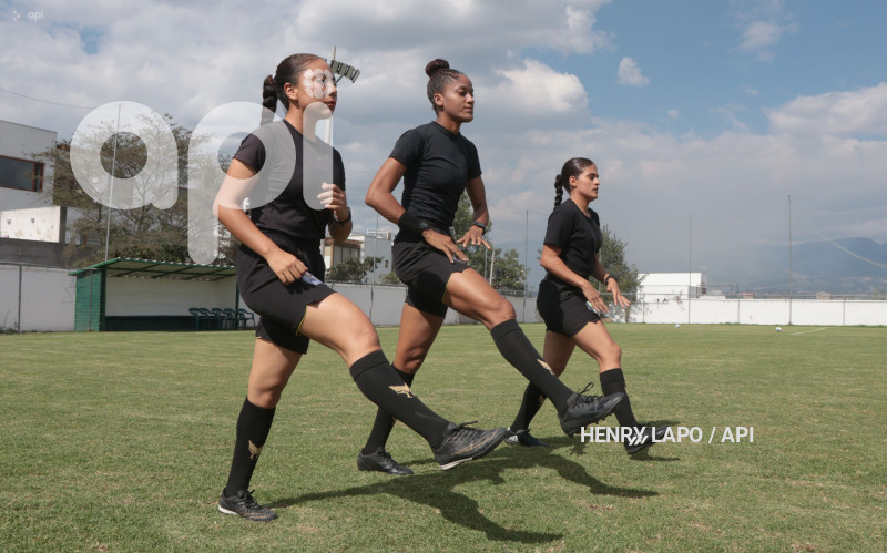 FBL SUPERLIGA FEMENINA VINOTINTO VS CATOLICA