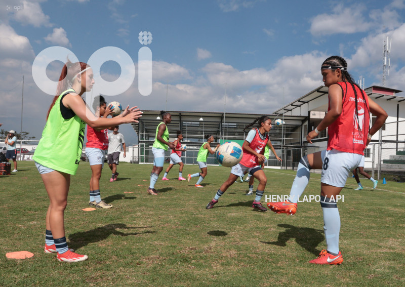 FBL SUPERLIGA FEMENINA VINOTINTO VS CATOLICA