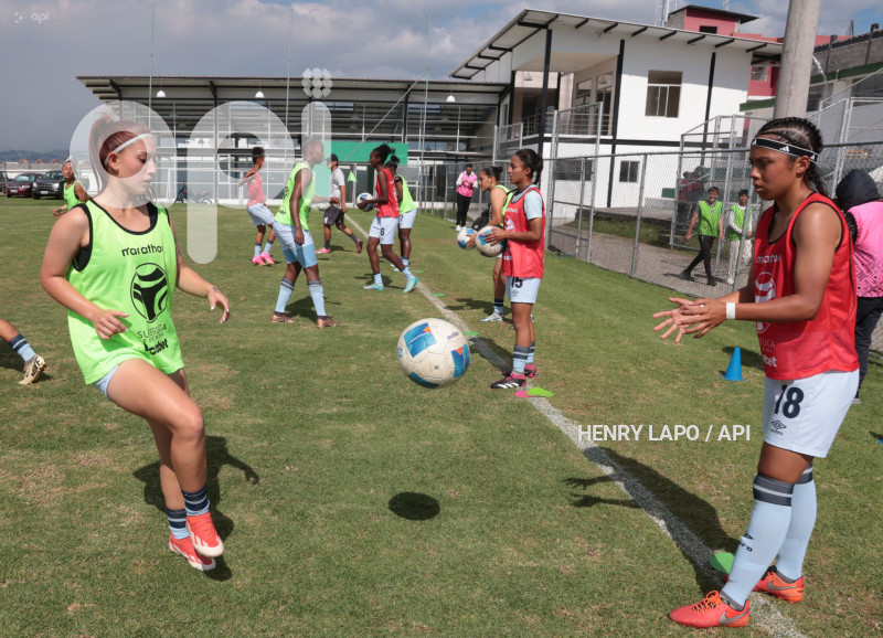FBL SUPERLIGA FEMENINA VINOTINTO VS CATOLICA