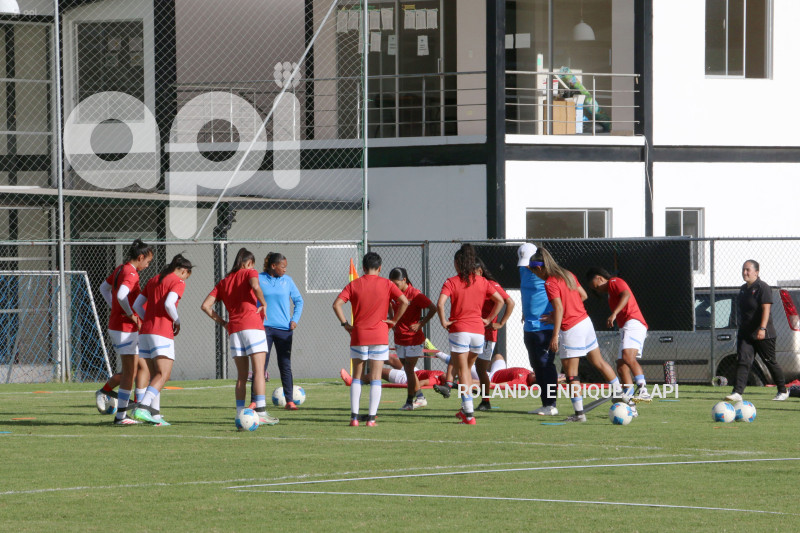 FBL SUPERLIGA FEMENINA ESPUCE VS L D U QUITO