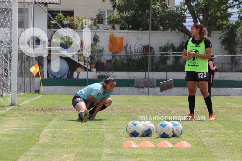 FBL SUPERLIGA FEMENINA NANAS VS MACARA
