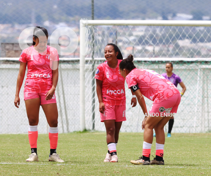 FBL SUPERLIGA FEMENINA NANAS VS MACARA