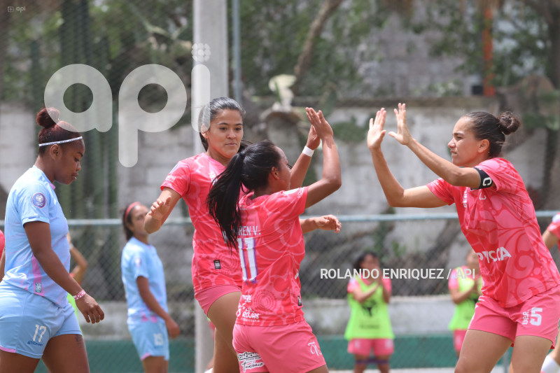 FBL SUPERLIGA FEMENINA NANAS VS MACARA