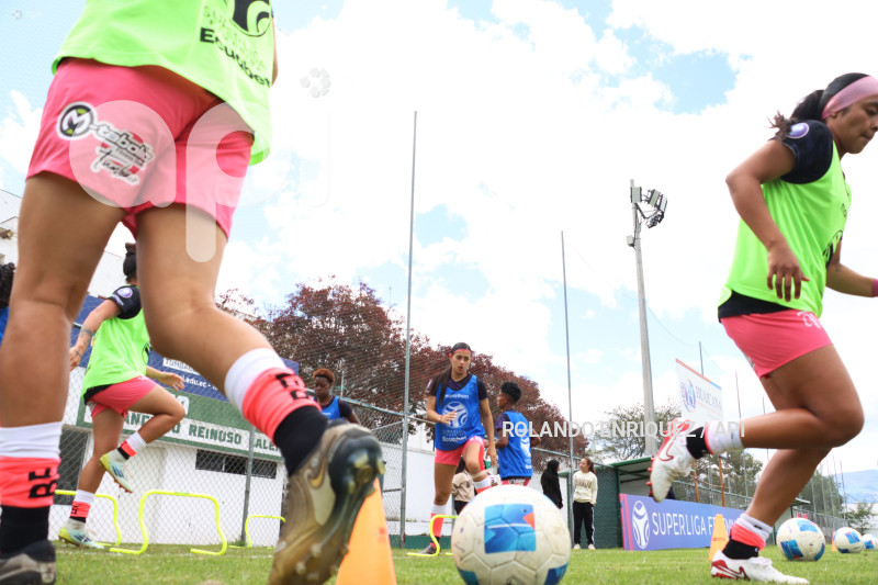 FBL SUPERLIGA FEMENINA NANAS VS MACARA