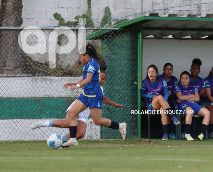 FBL SUPERLIGA FEMENINA ESPUCE VS L D U QUITO