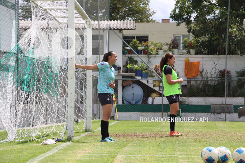FBL SUPERLIGA FEMENINA NANAS VS MACARA