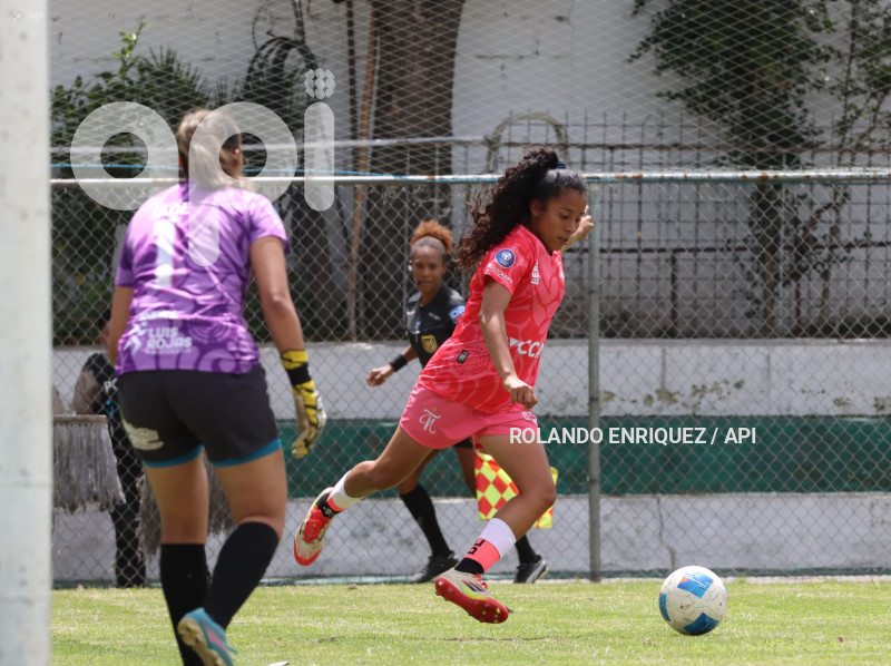 FBL SUPERLIGA FEMENINA NANAS VS MACARA