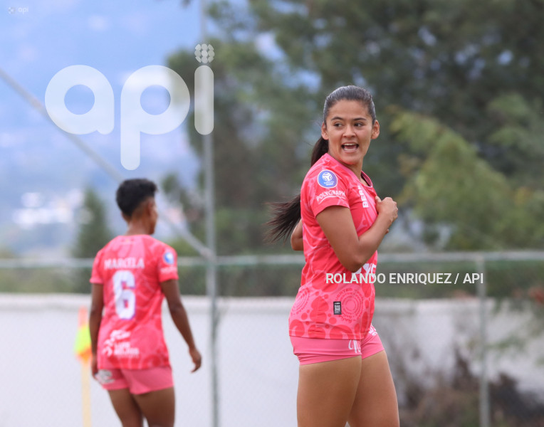 FBL SUPERLIGA FEMENINA NANAS VS MACARA