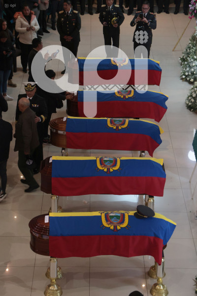 VELORIO MILITARES