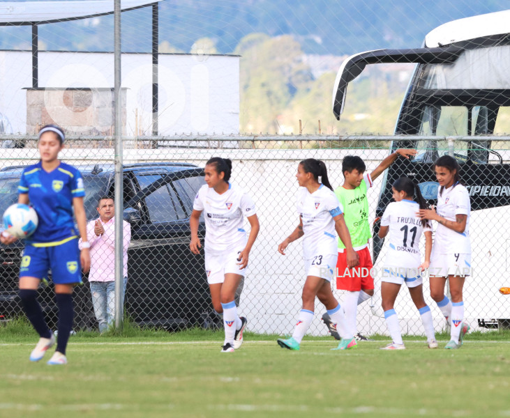 FBL SUPERLIGA FEMENINA ESPUCE VS L D U QUITO