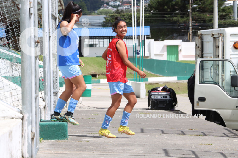 FBL SUPERLIGA FEMENINA NANAS VS MACARA