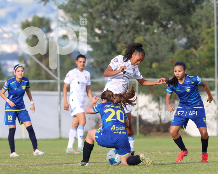 FBL SUPERLIGA FEMENINA ESPUCE VS L D U QUITO