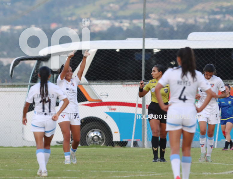 FBL SUPERLIGA FEMENINA ESPUCE VS L D U QUITO